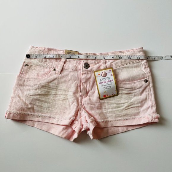 Levi's Denim Shorty Short - Picture 4 of 4